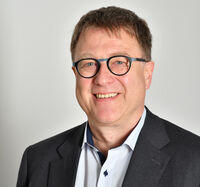 Prof. Dr.  Arndt Hartmann