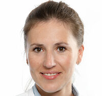 Dr. med. Camilla M.  Grunewald